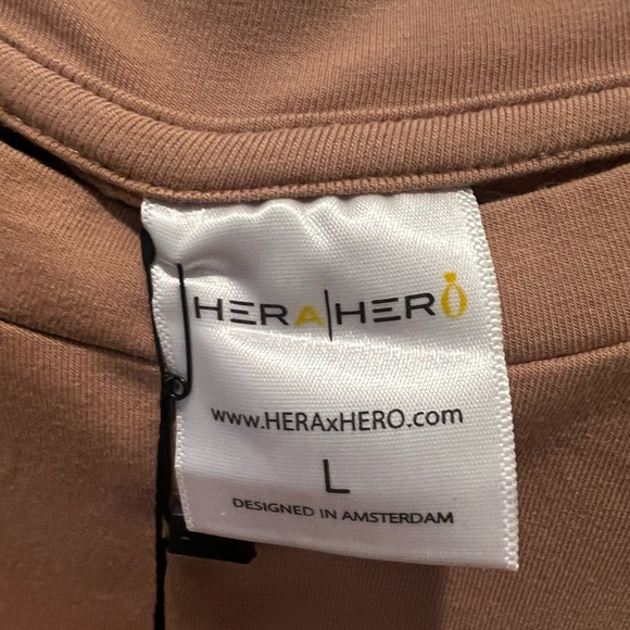 Hera Hero Men long sleeve workout shirt Beige/Brown NWT - Picture 6 of 7